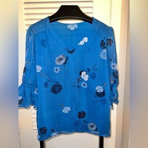 CeCe top with 3/4 sleeves